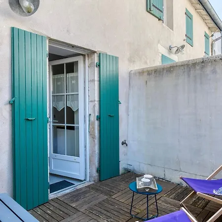 Avec Cour Au Coeur De - Fr-1-258-239 Apartman *